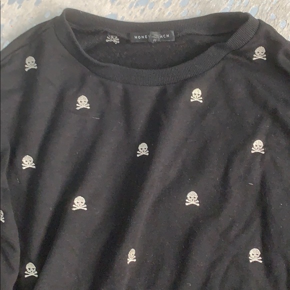 Black sweatshirt with silver embroidered skulls - Picture 2 of 2